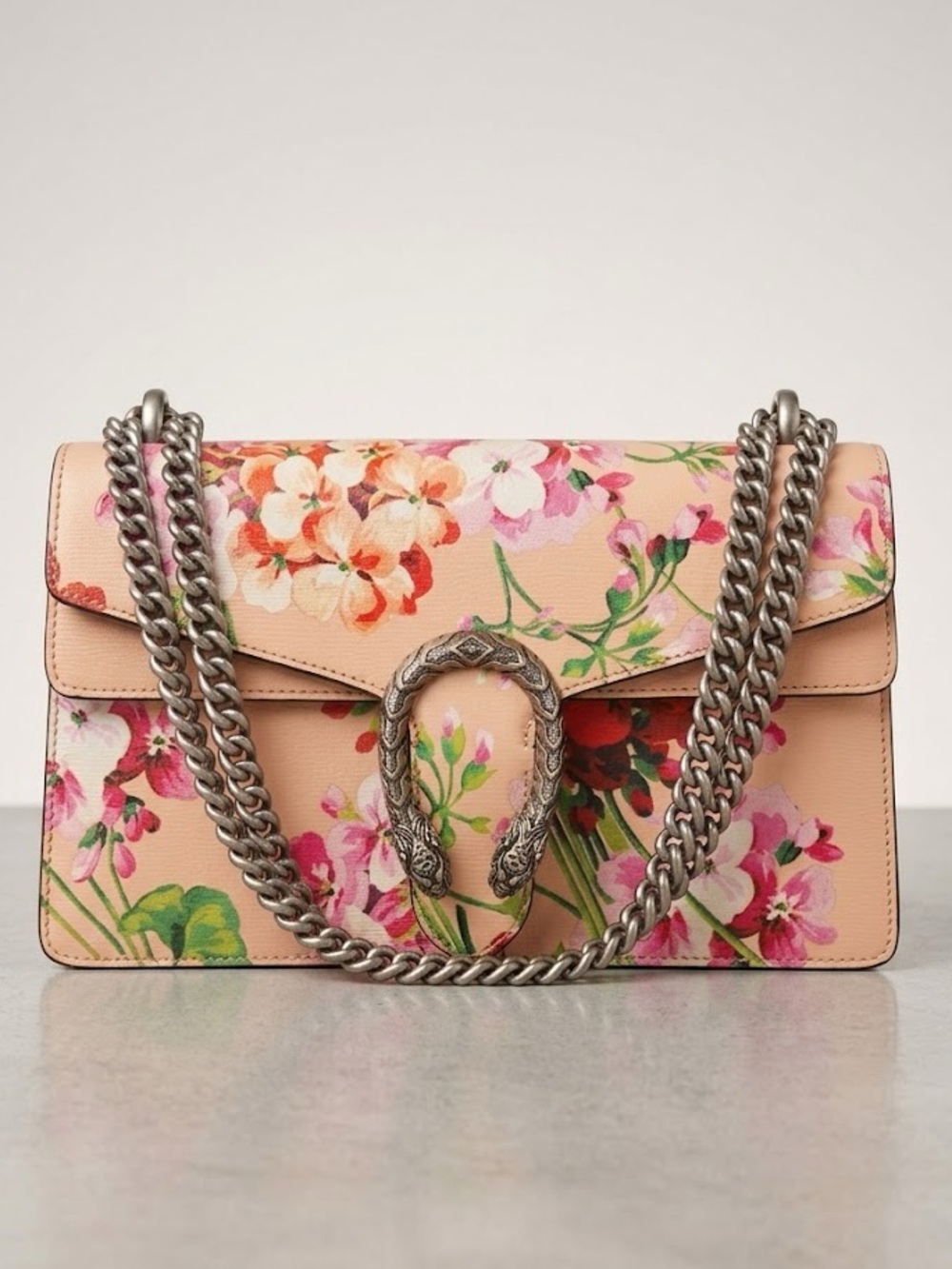 Gucci Blooms Medium Dionysus shoulder bag in excellent condition, beige & floral
